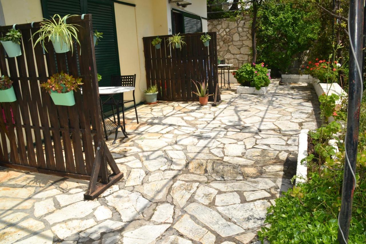 A Place To Relax 1 Nisaki  Exterior photo